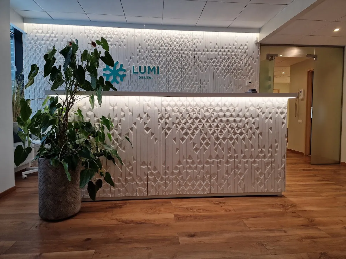 Lumi Dental Postimaja hambakliinik